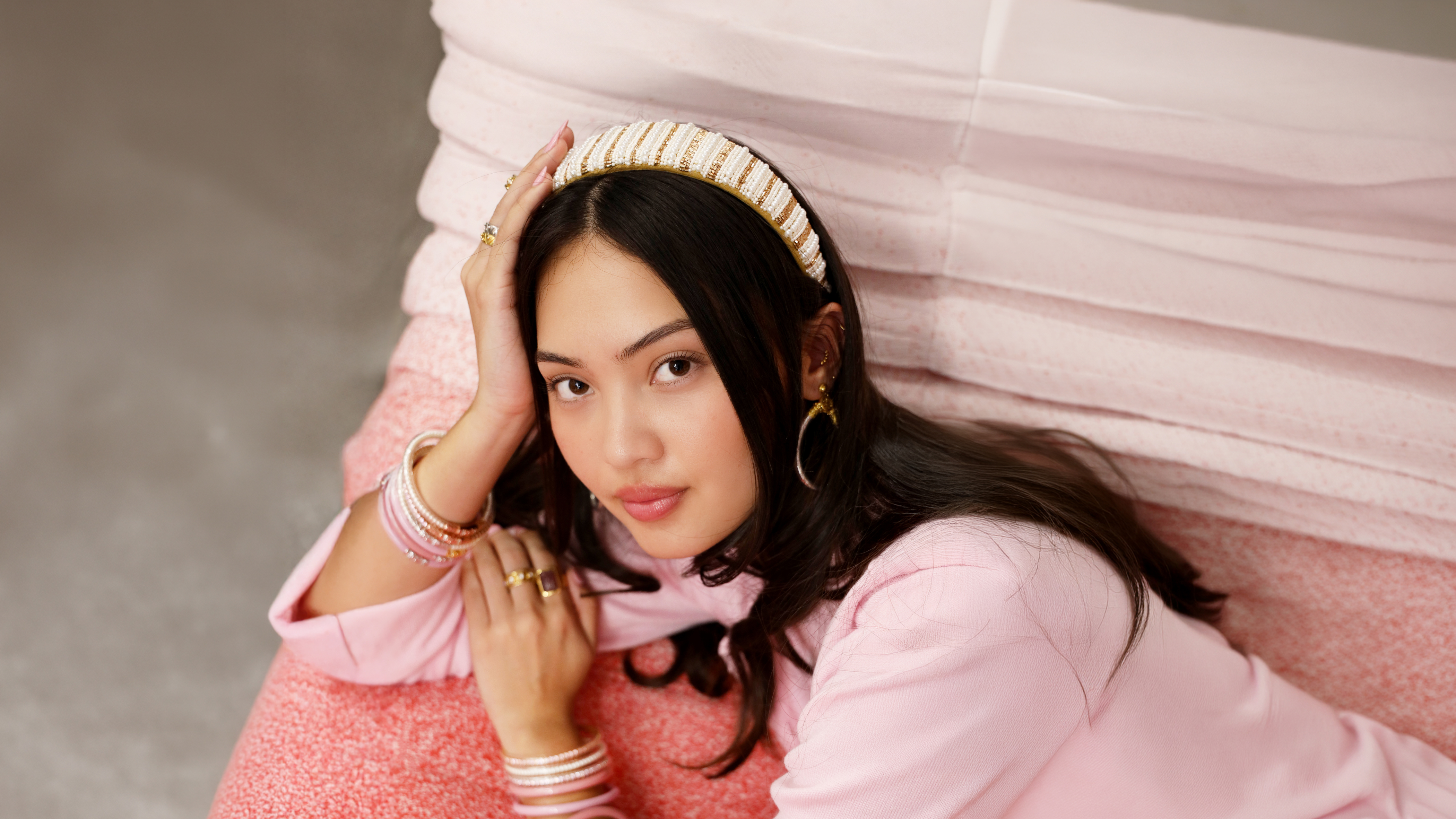 The Crown Effect: How a Headband Instantly Shifts Your Energy